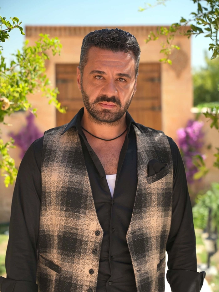 Main Cast of Halef: Characters and Their Stories