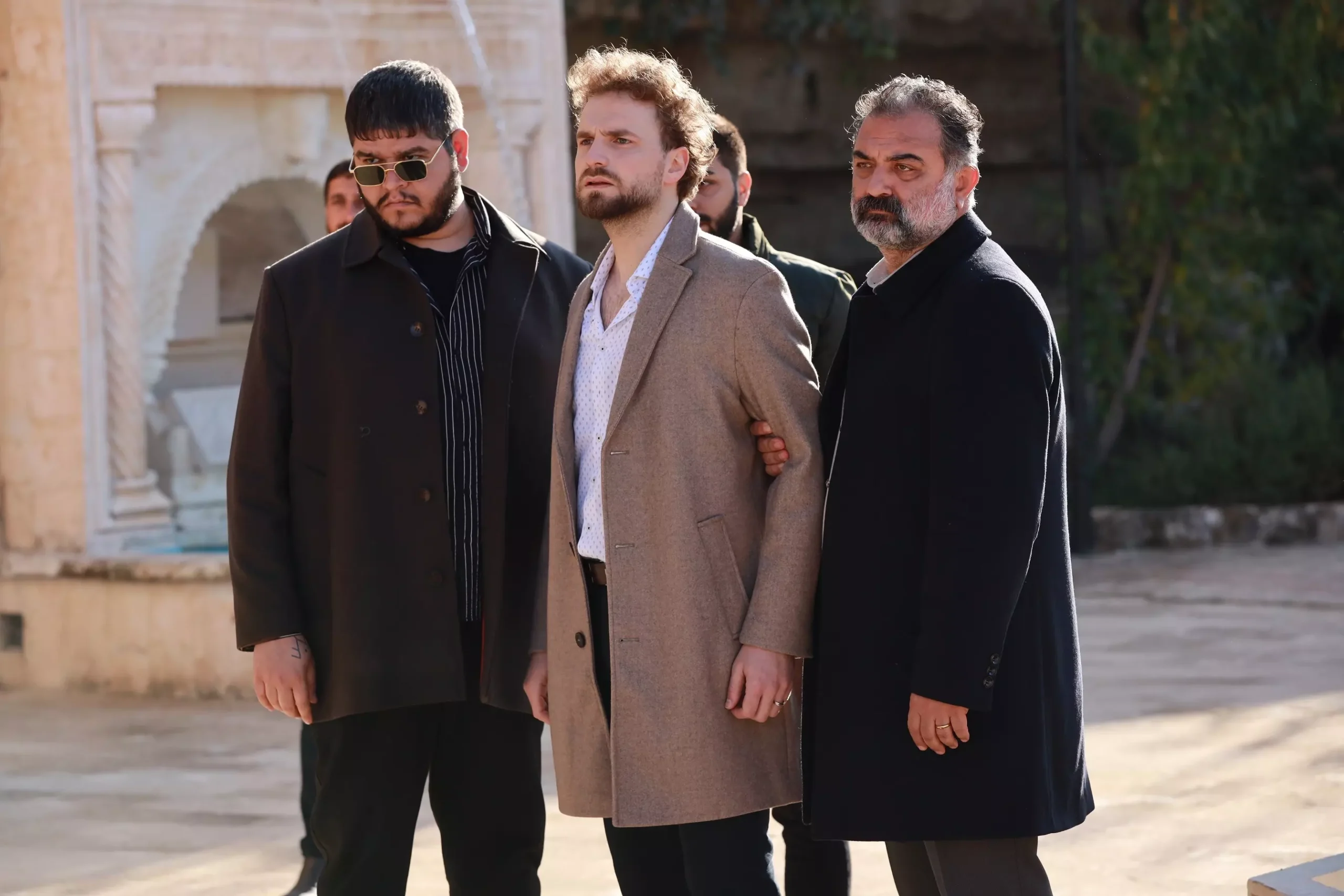 Uzak Şehir Episode 3 Summary