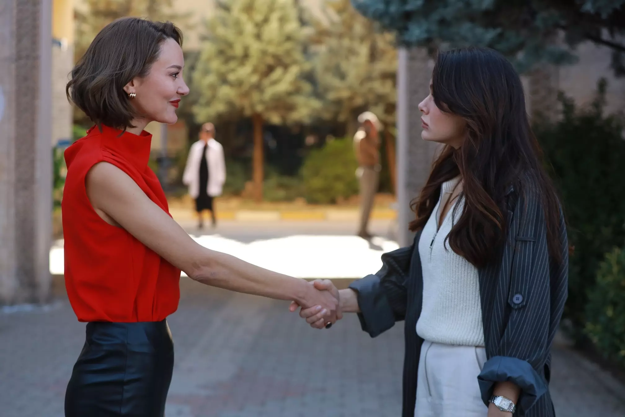 Uzak Şehir Episode 3 Summary