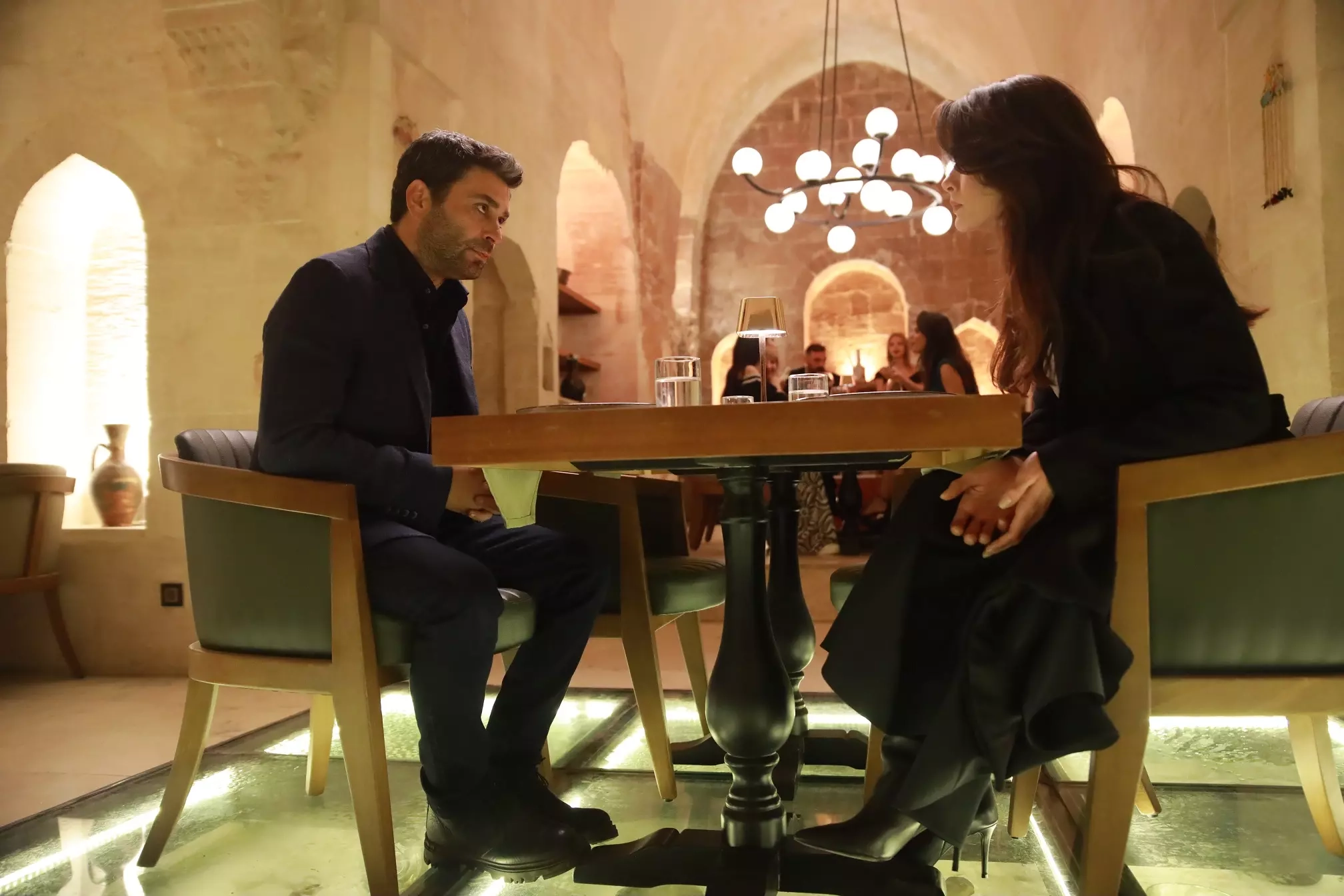 Uzak Şehir Episode 4 Summary Uzak Şehir Episode 4 Summary