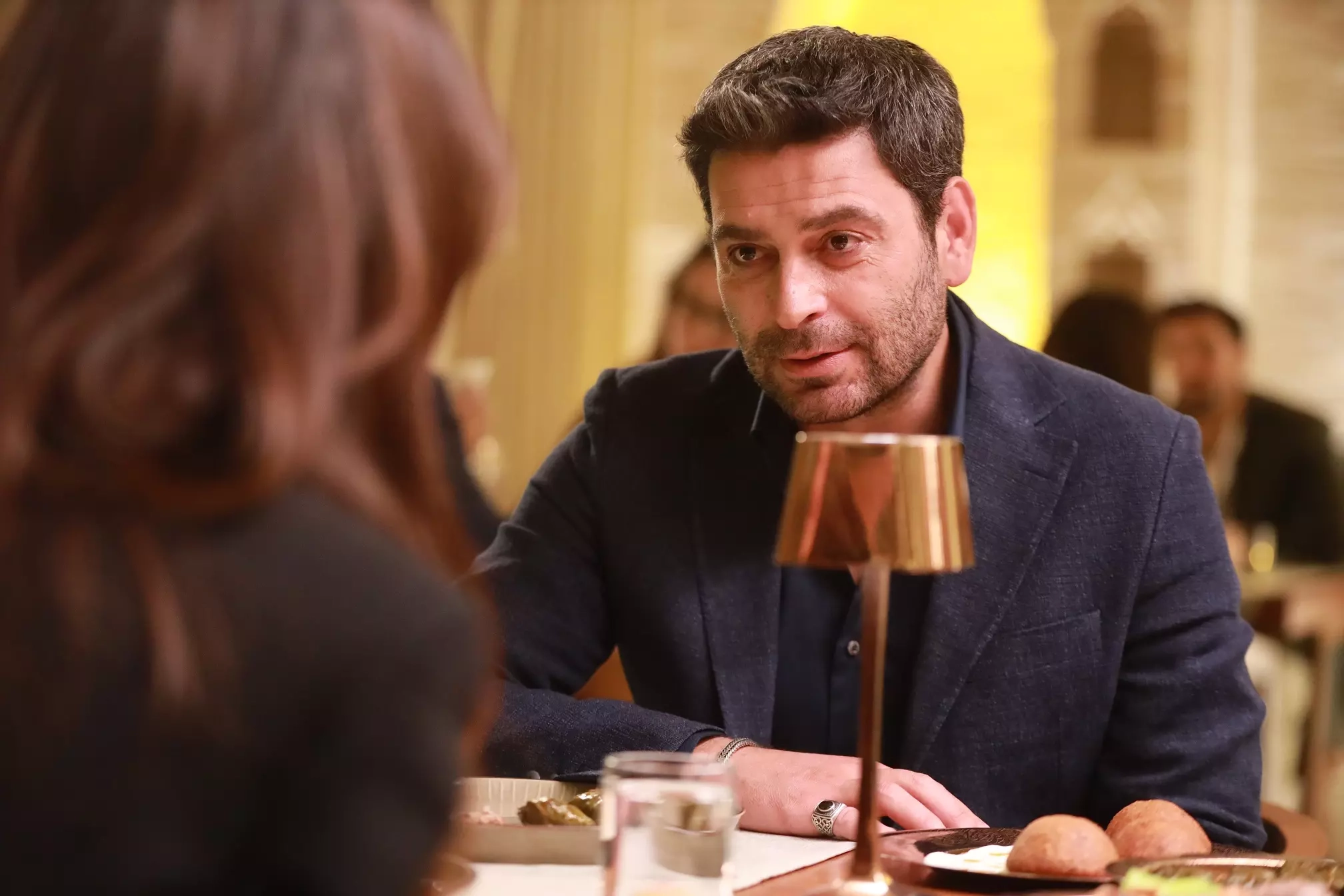 Uzak Şehir Episode 4 Summary Uzak Şehir Episode 4 Summary