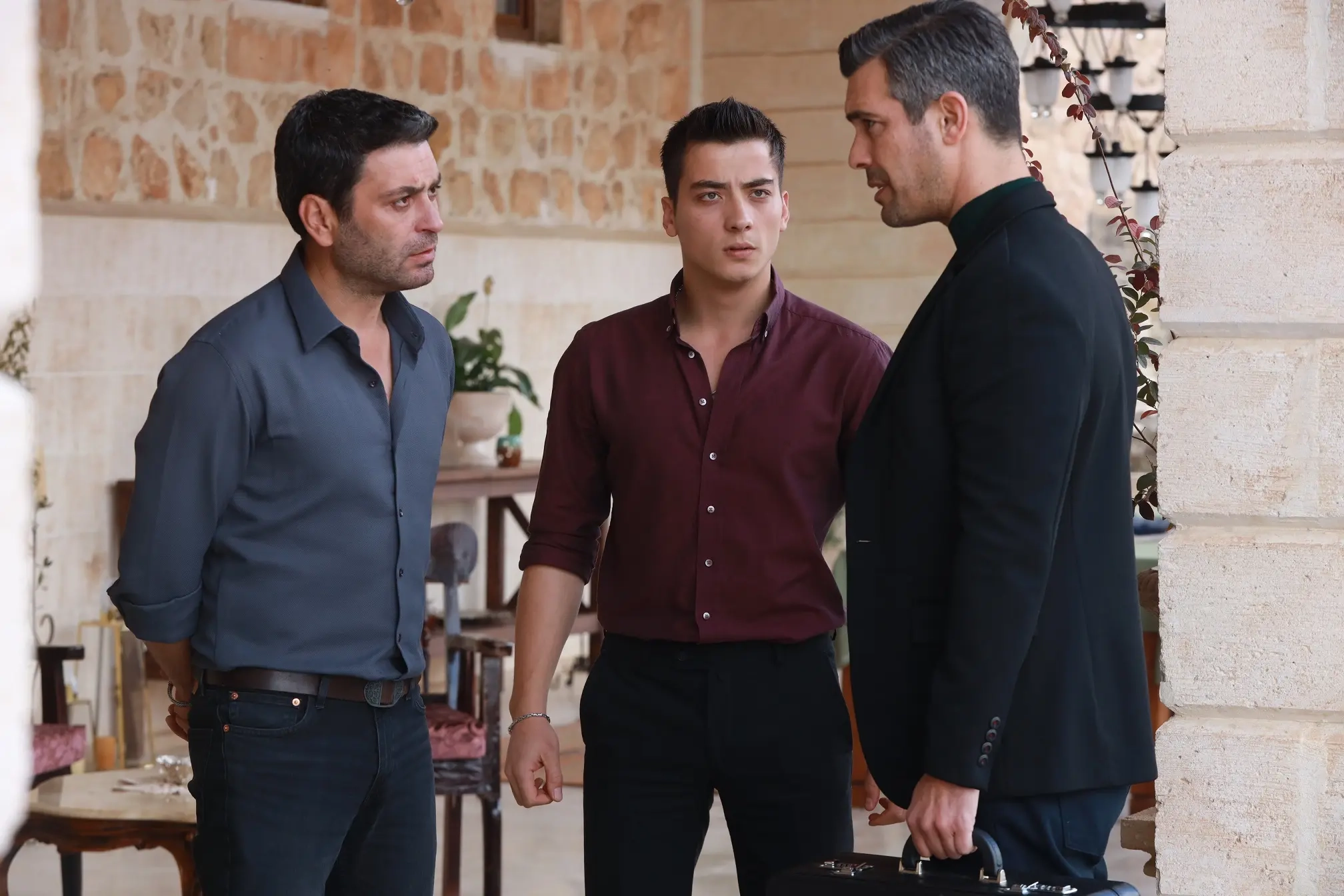 Uzak Şehir Episode 5 Summary