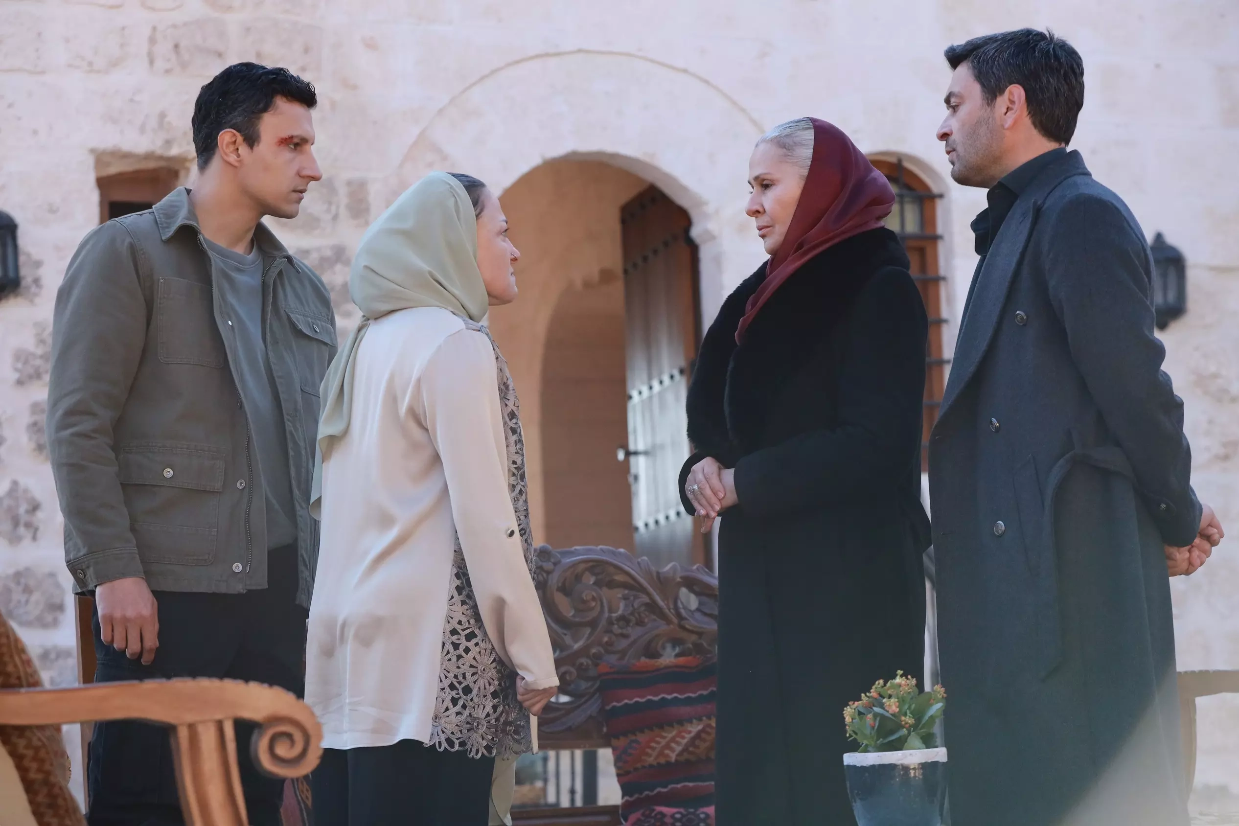 Uzak Şehir Episode 6 Summary