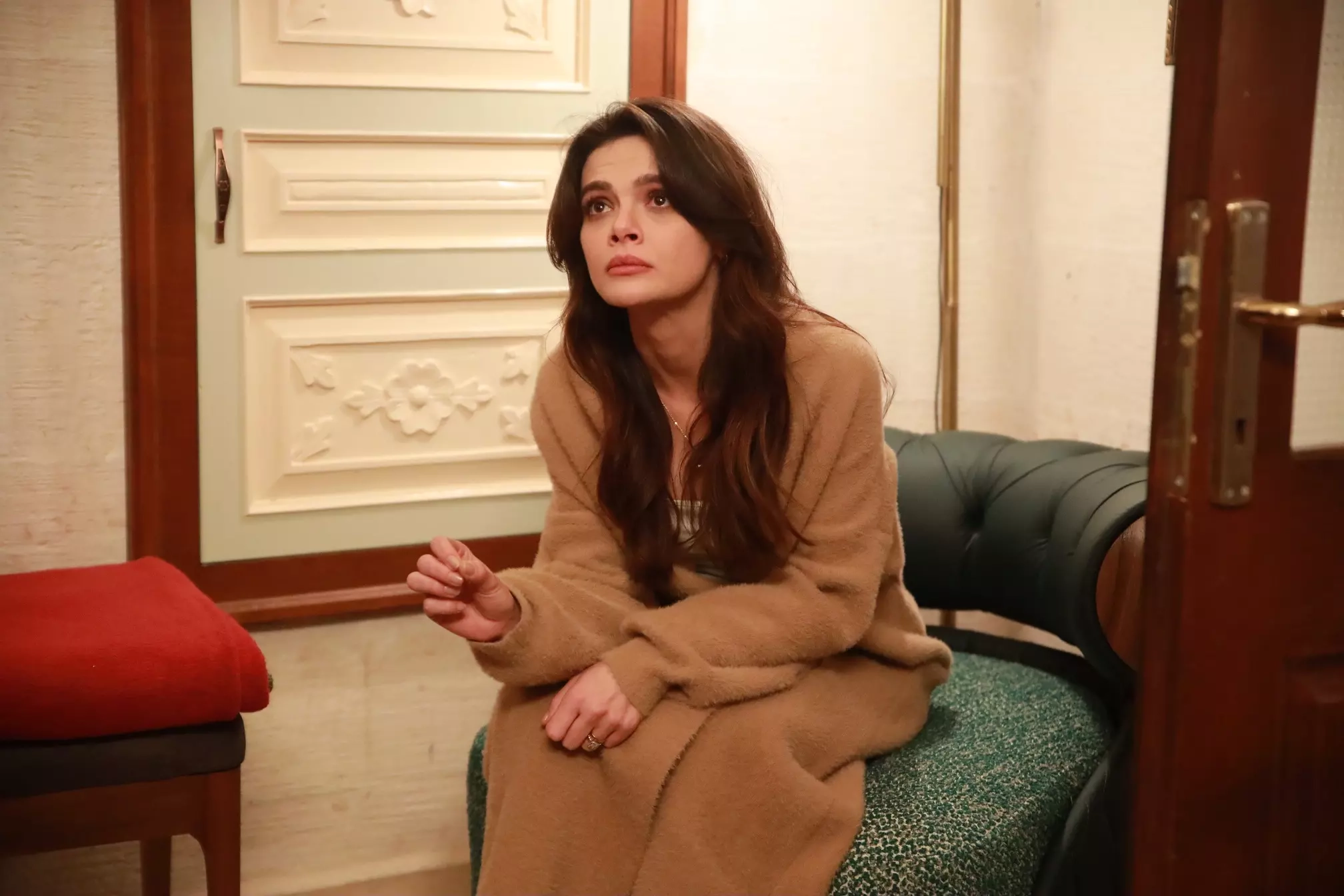 Uzak Şehir Episode 9 Summary