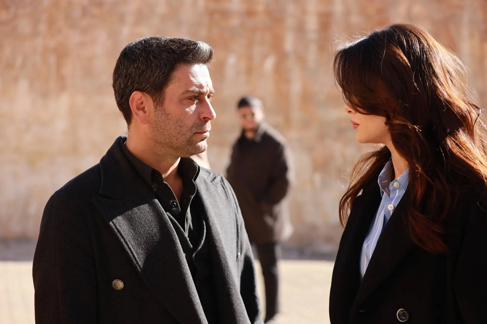 Uzak Şehir Episode 10 Summary