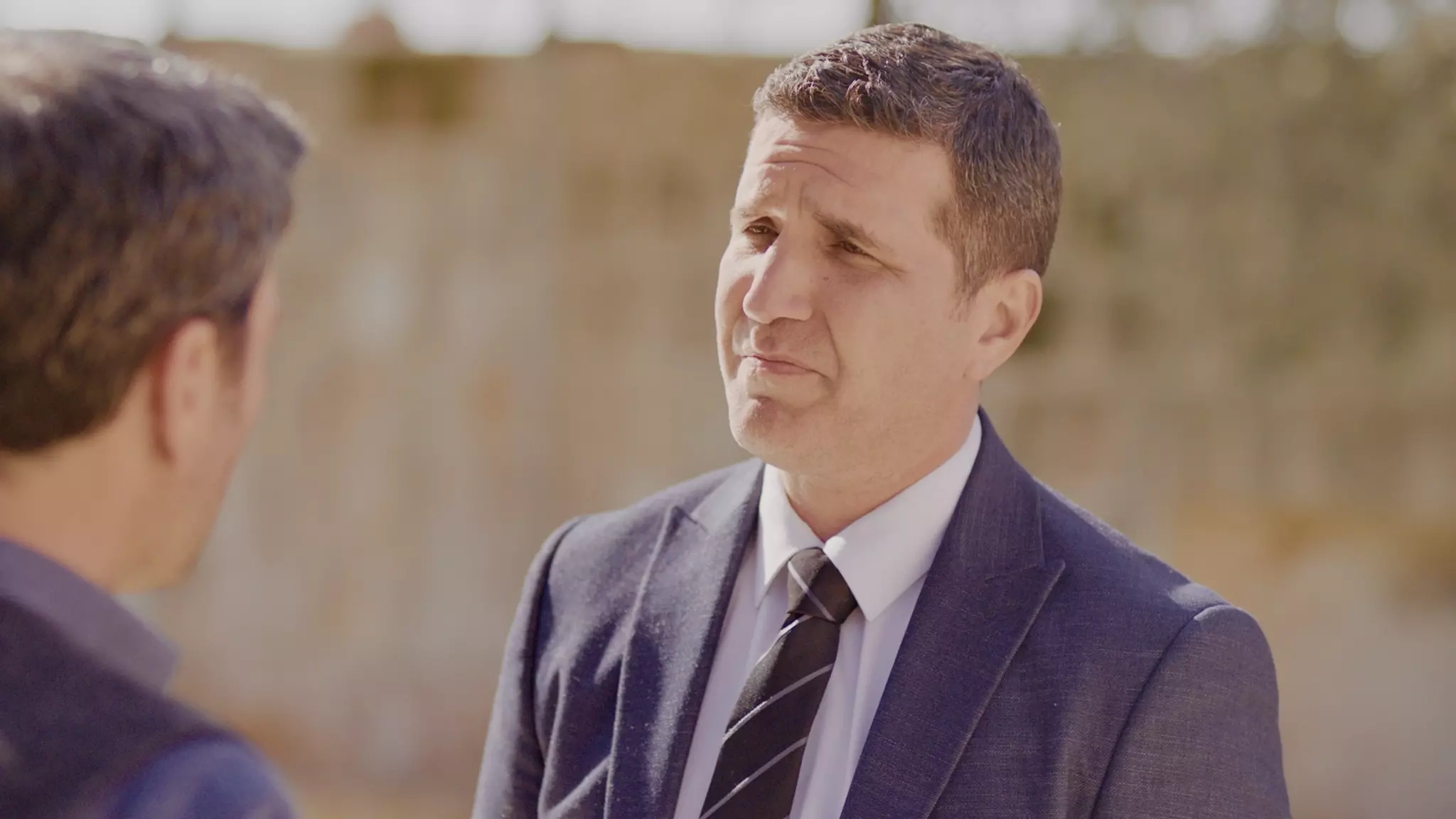 Uzak Şehir Episode 11 Summary