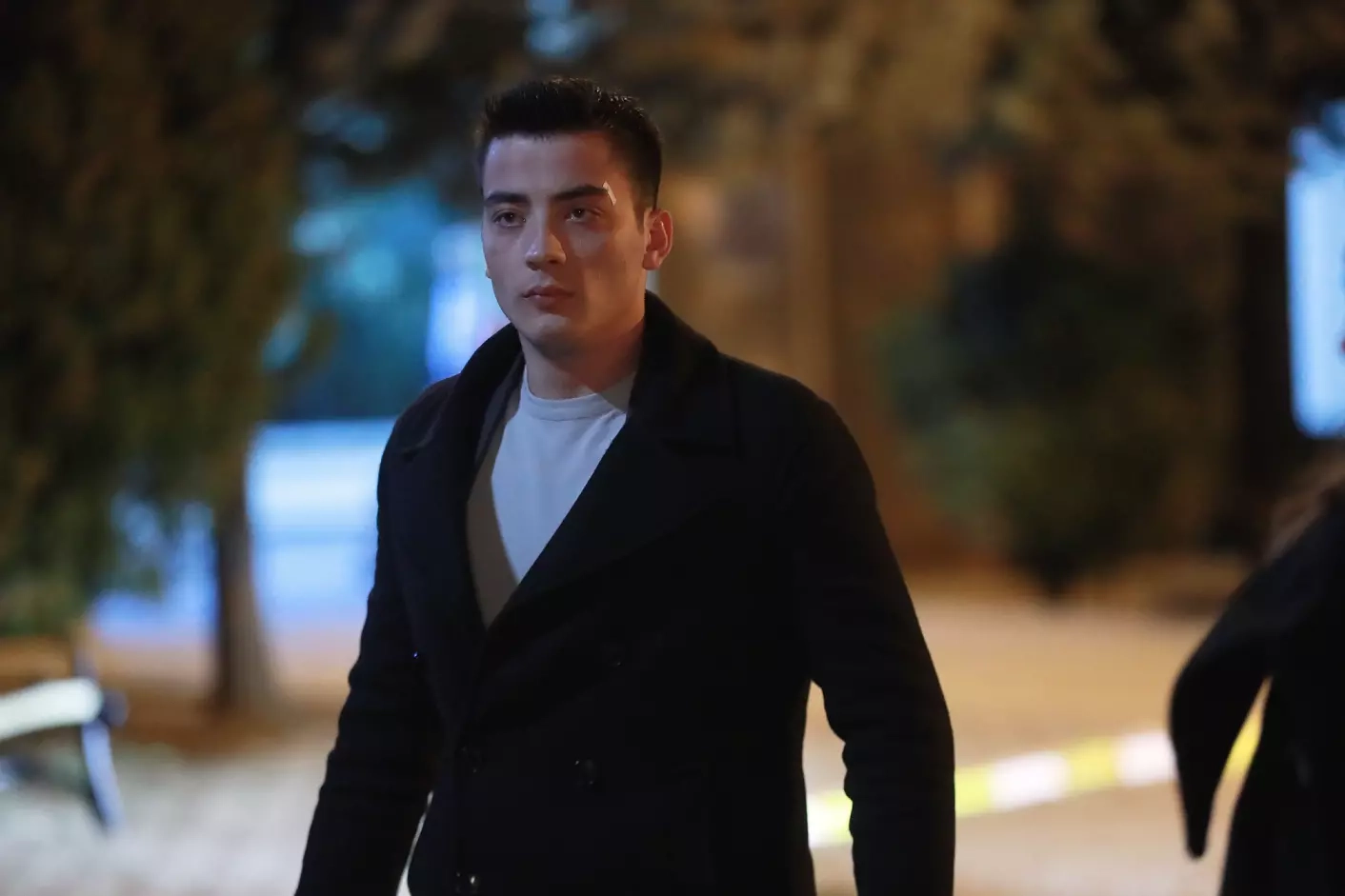 Uzak Şehir Episode 14 Summary