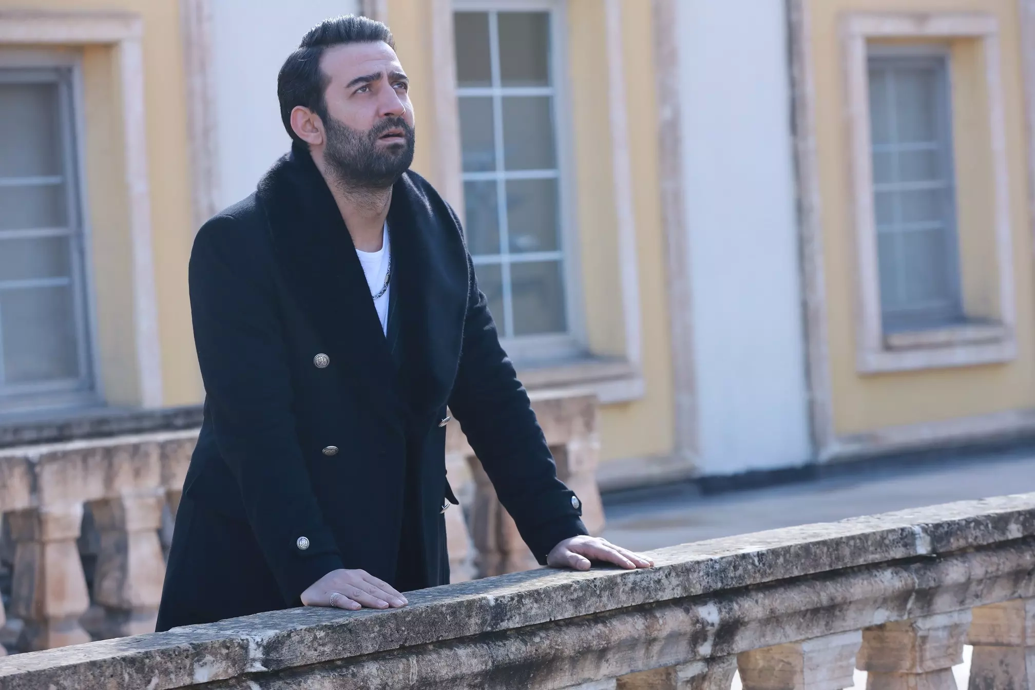 Uzak Şehir Episode 15 Summary