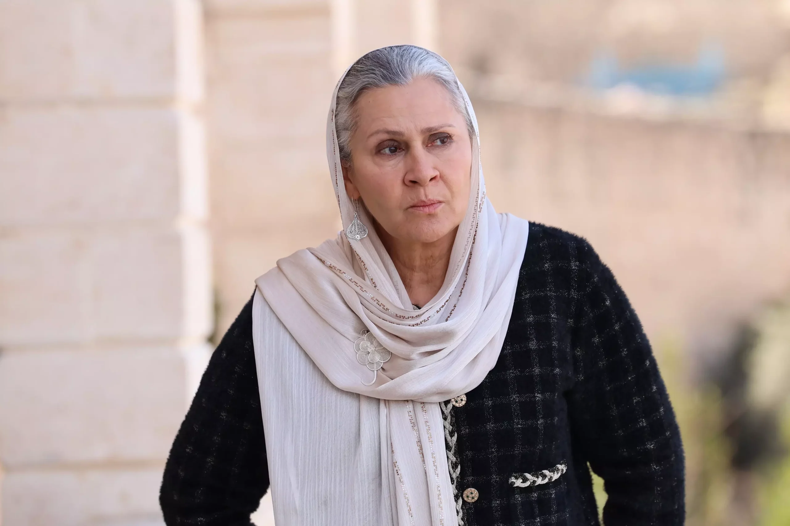 Uzak Şehir Episode 18 Summary