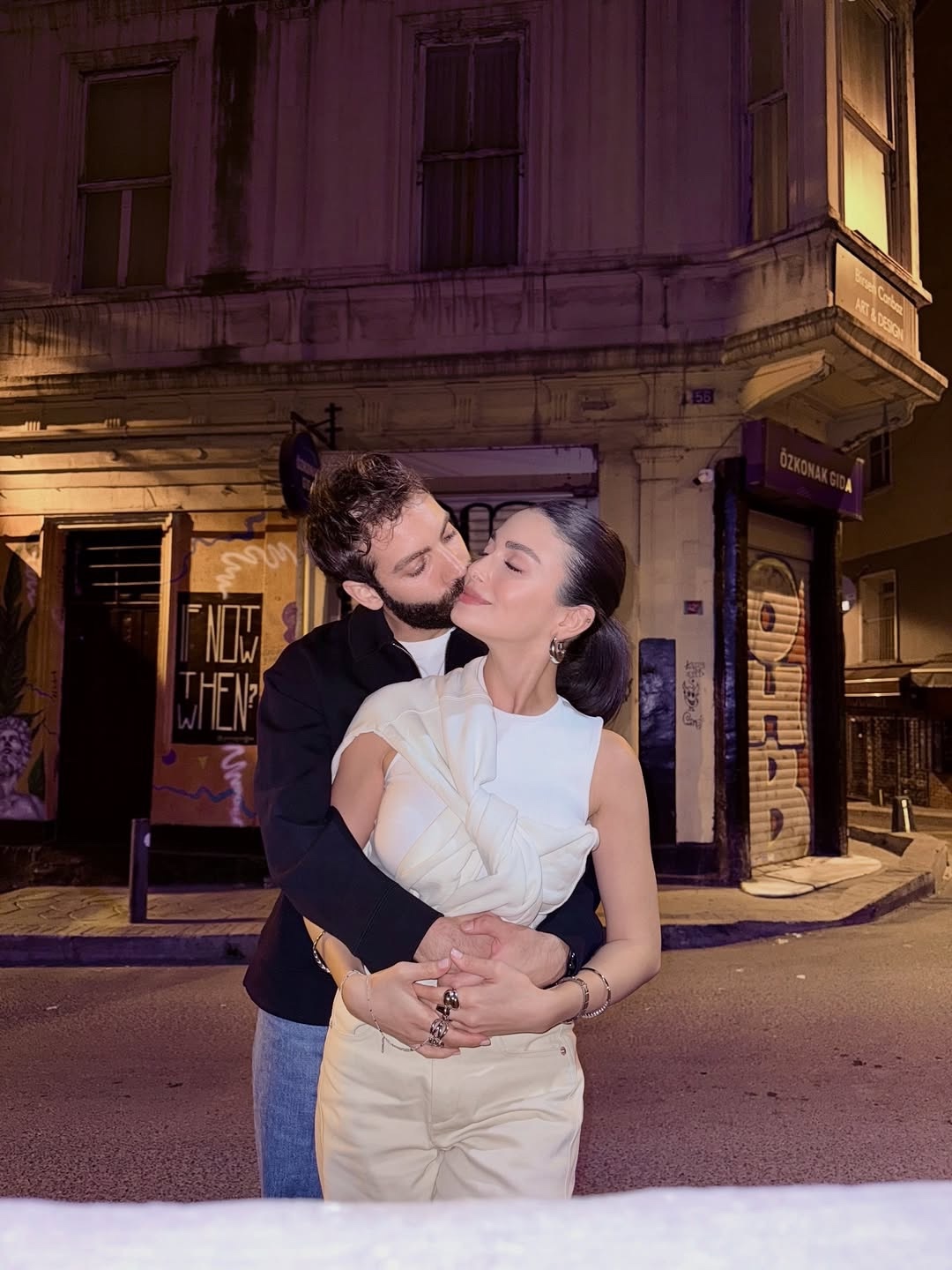 Özge Yağız Özge Yağız