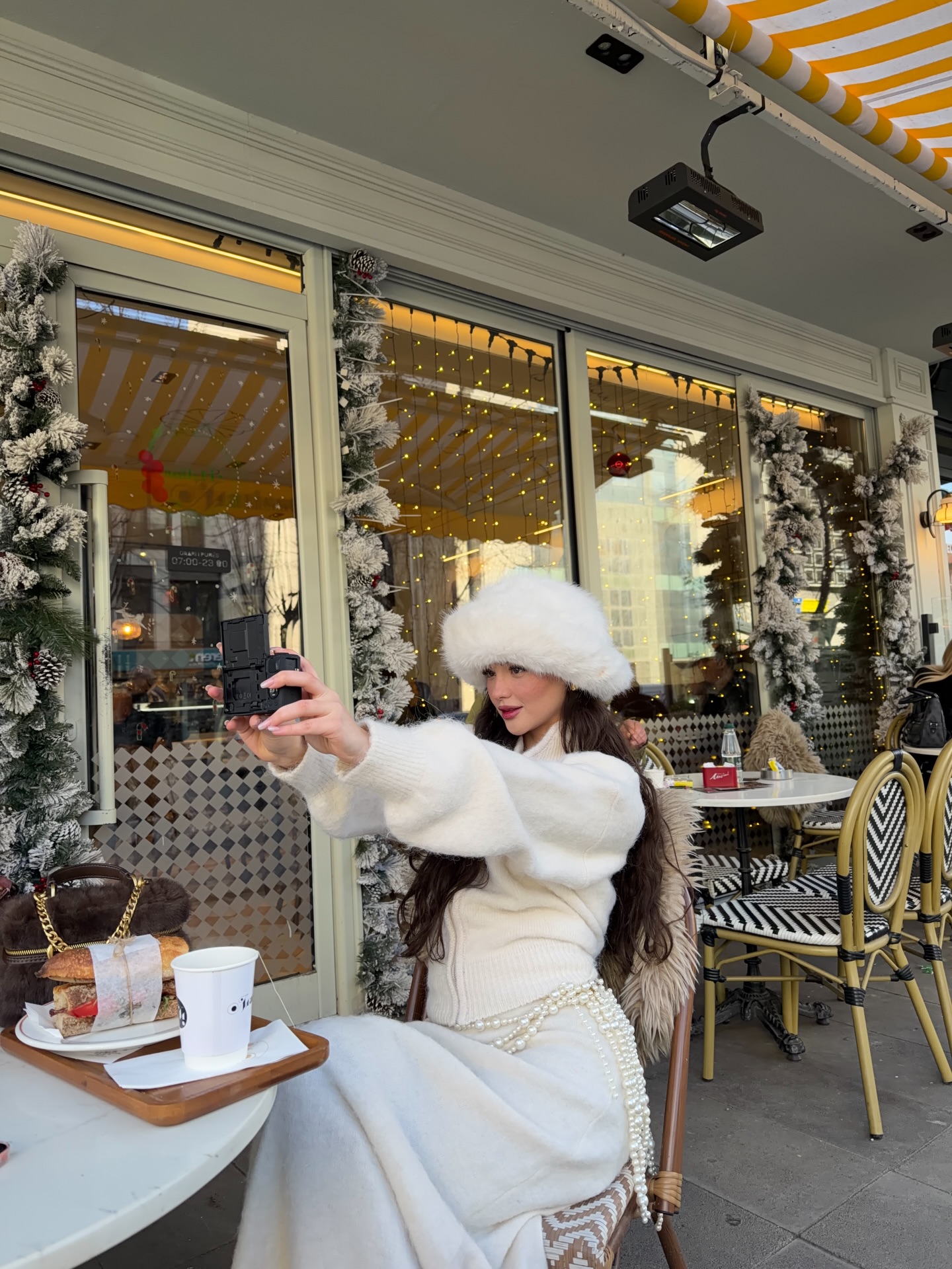 Derya Pınar Ak Derya Pınar Ak