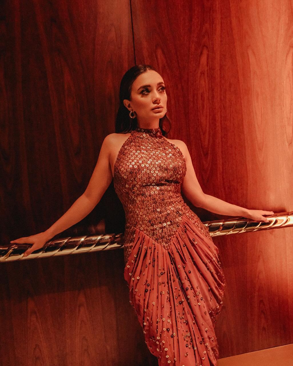 Damla Sönmez