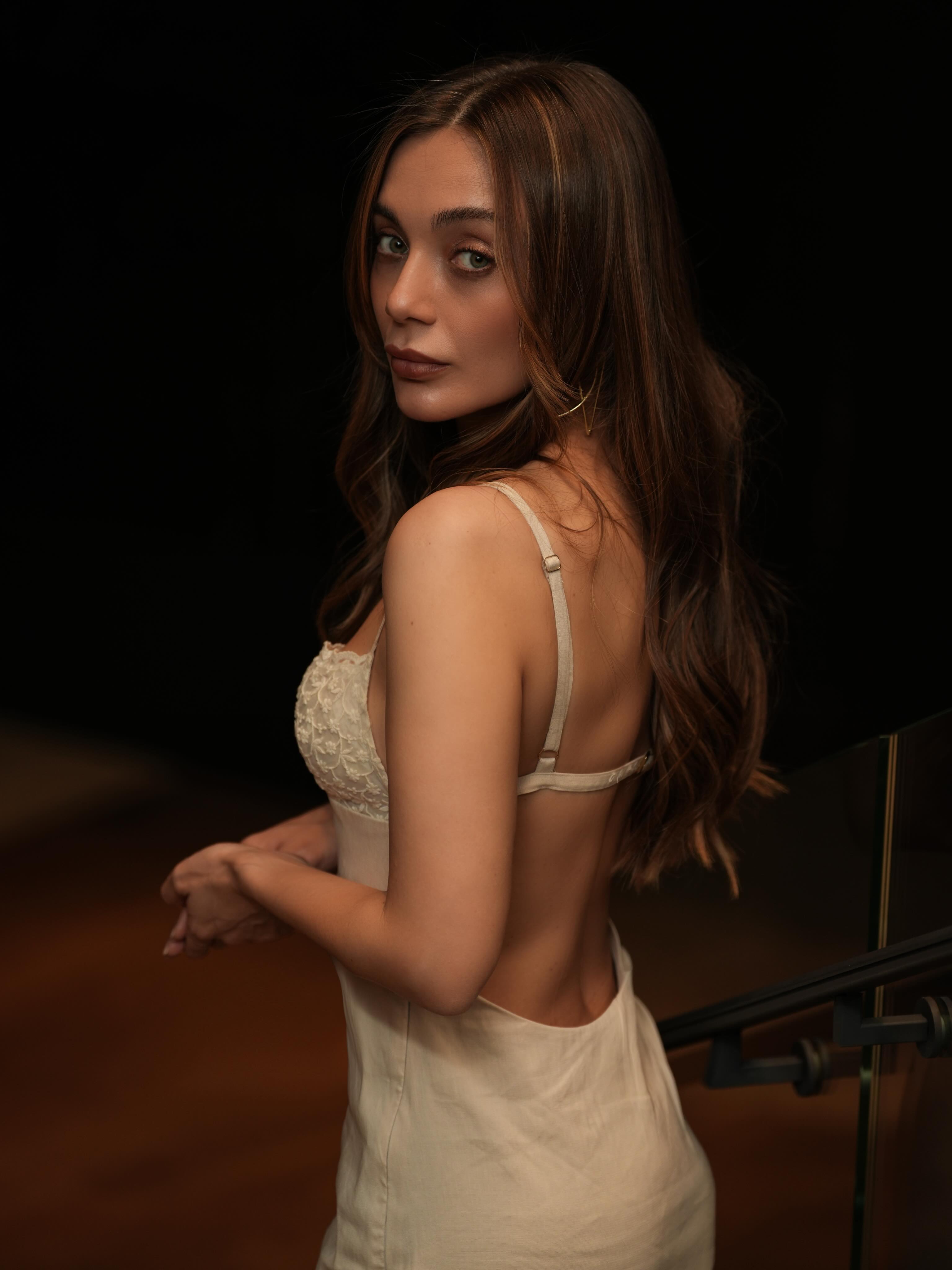 Damla Sönmez