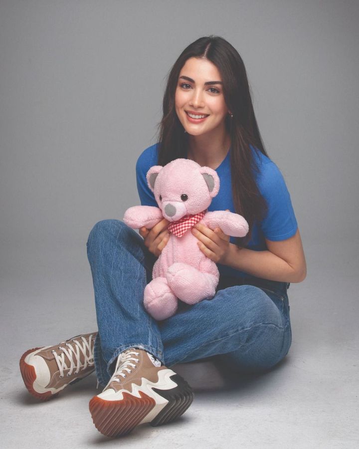 Özge Yağız Özge Yağız
