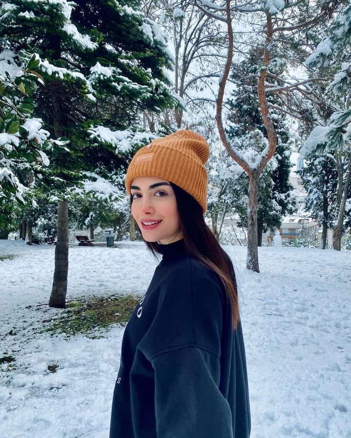 Özge Yağız Özge Yağız