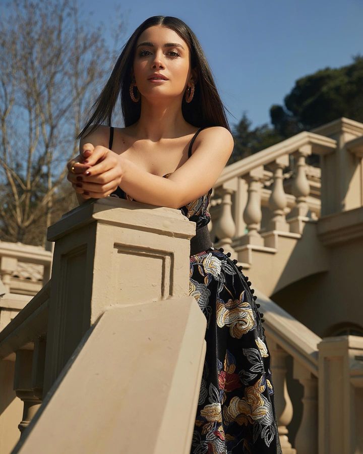 Özge Yağız Özge Yağız