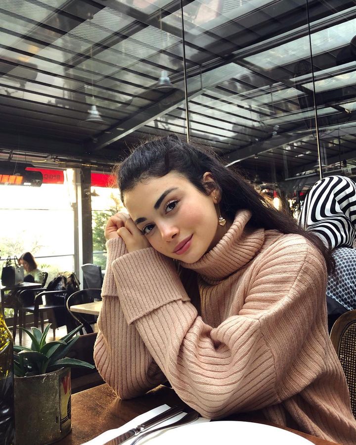 Özge Yağız Özge Yağız