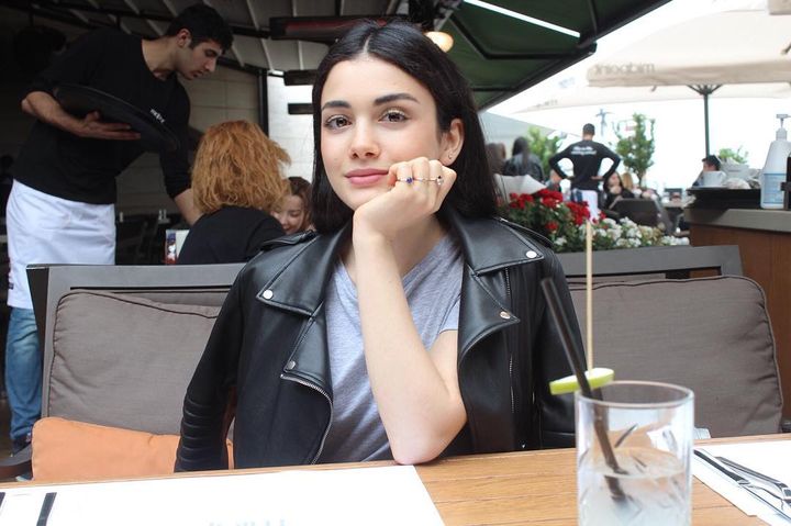 Özge Yağız Özge Yağız