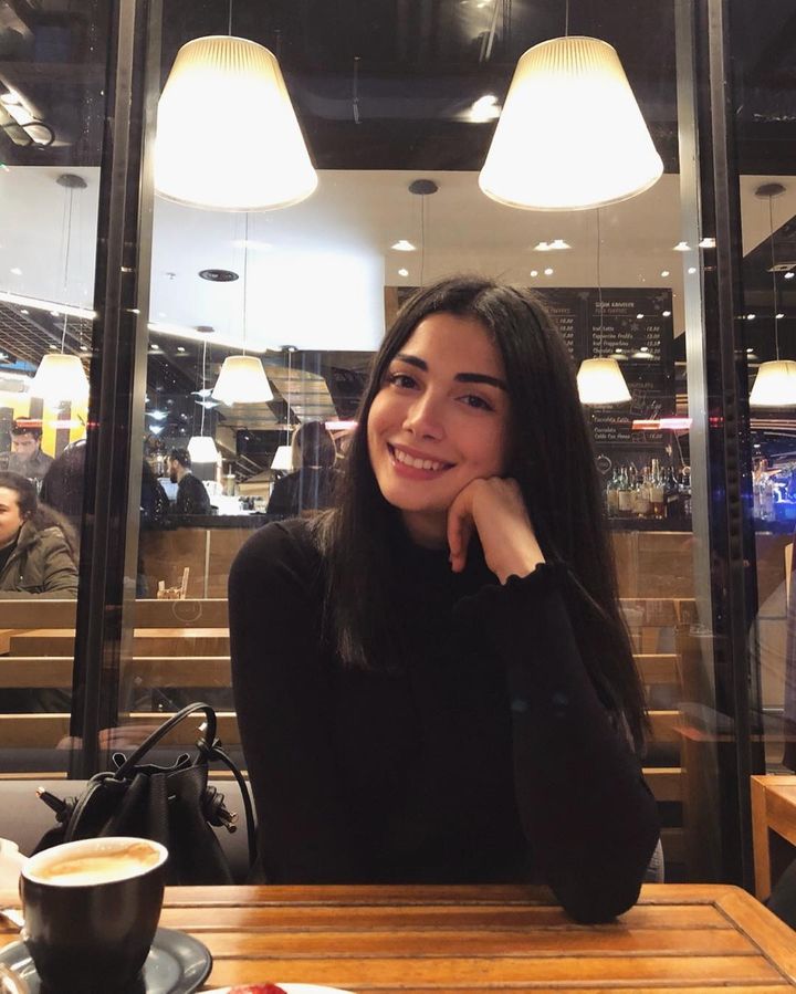 Özge Yağız Özge Yağız