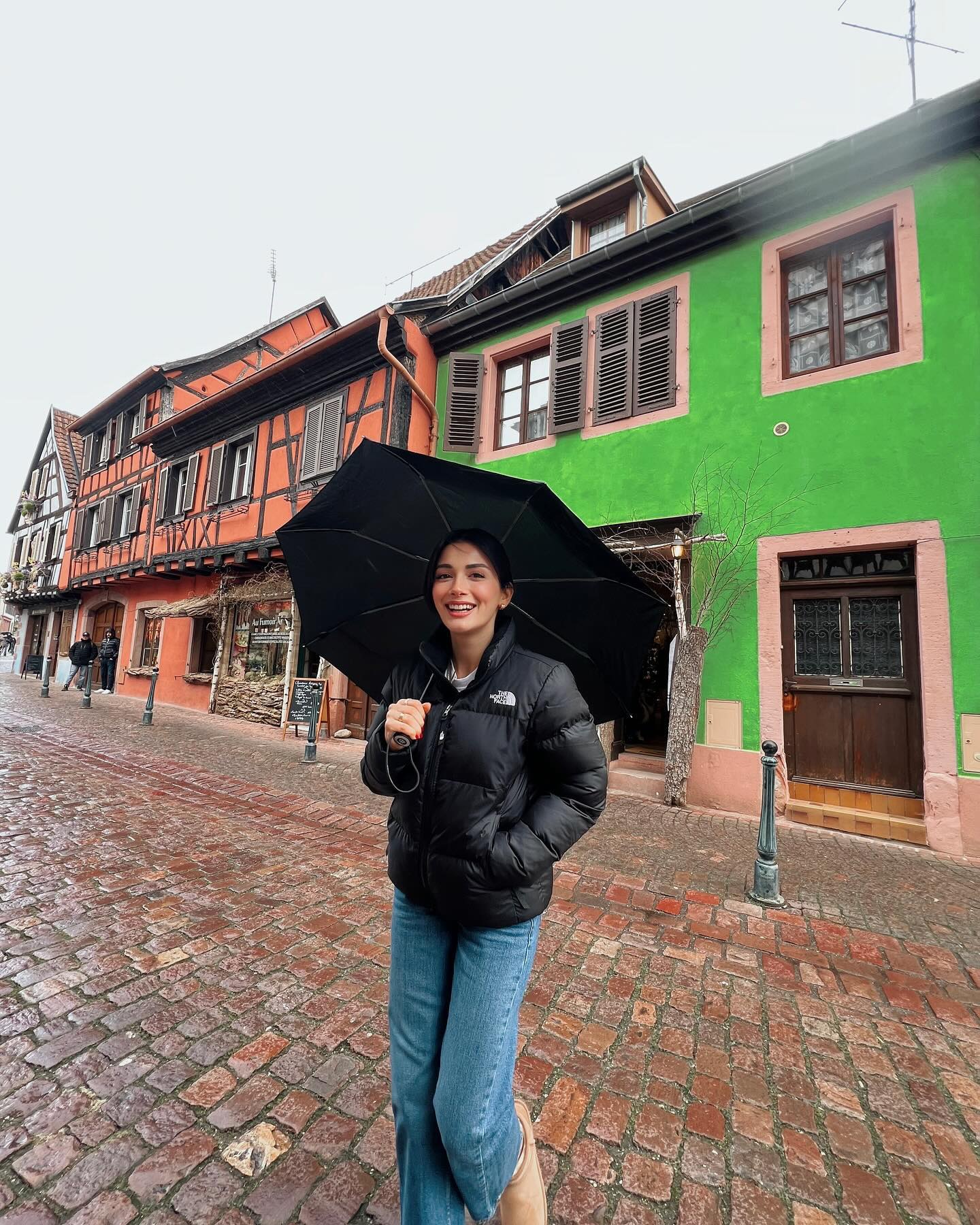 Özge Yağız Özge Yağız