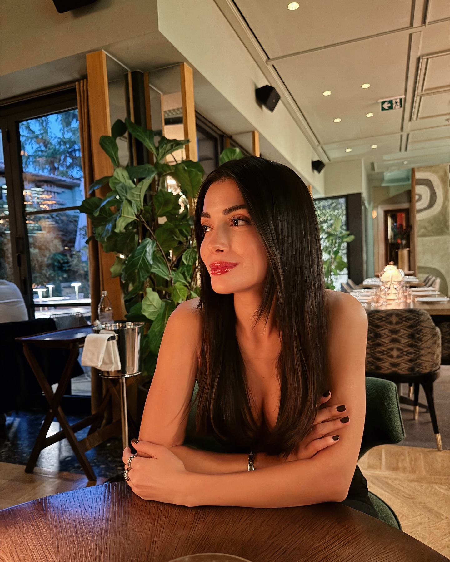 Özge Yağız Özge Yağız