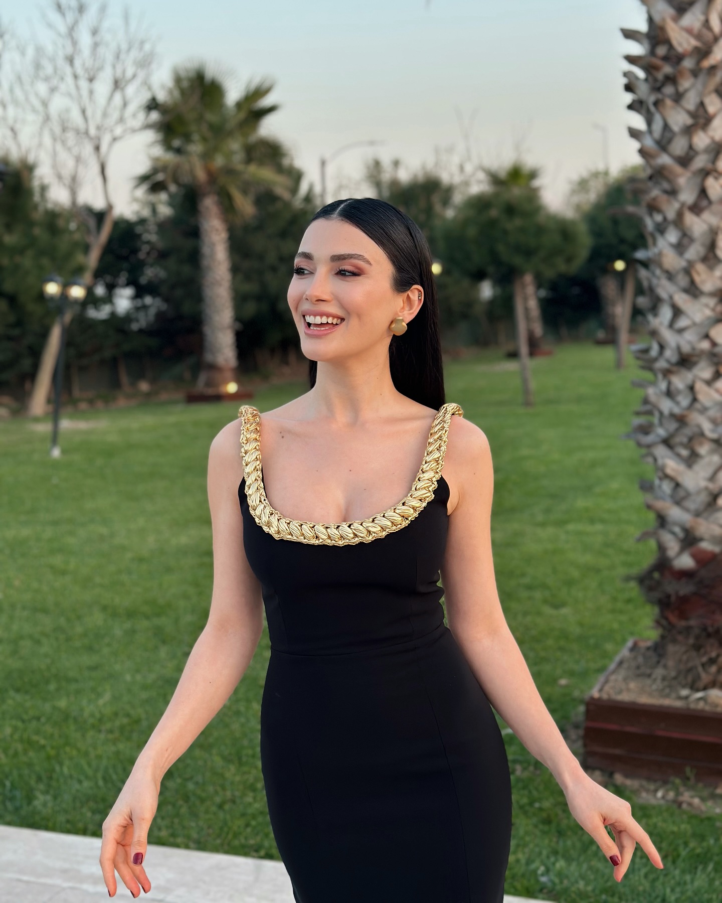 Özge Yağız Özge Yağız